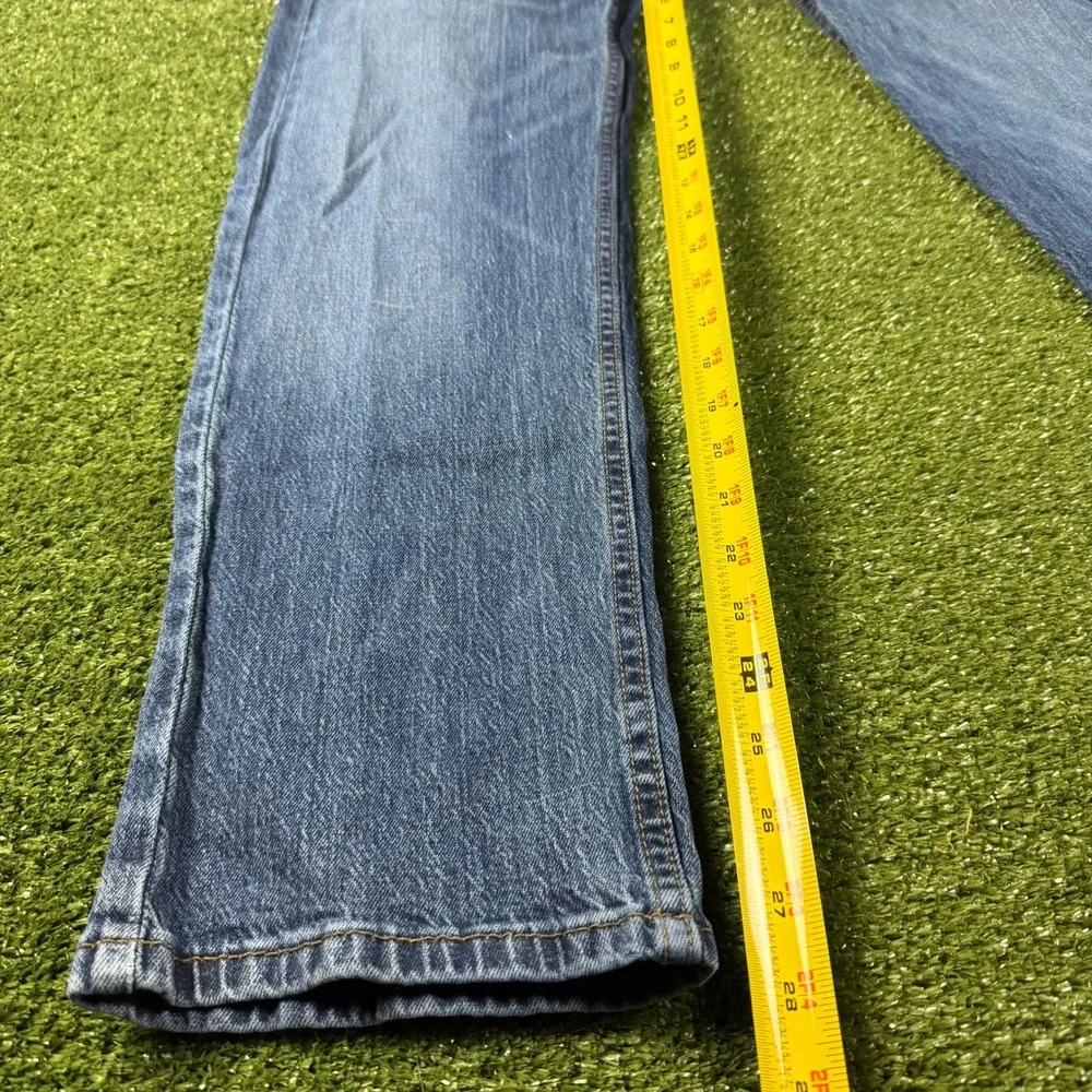 Levis 505 Regular Fit Jeans Mens 32x30 Medium Wash Blue Straight Leg Denim